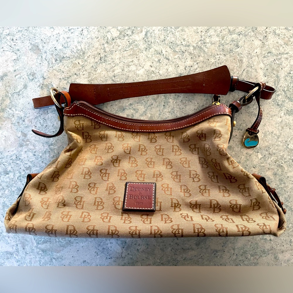Dooney & Burke - Shoulder bag